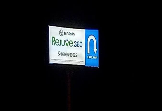 Location-based direction signage